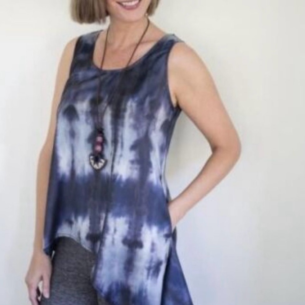 NWT *Sleeveless Top/Tunic/Swing/BOHO/Tank - Blue Tie Dye Size S (#40)